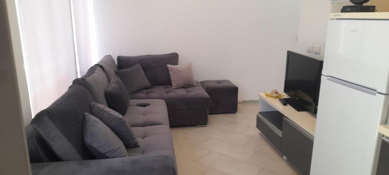 Eri Apartament هيماري المظهر الخارجي الصورة